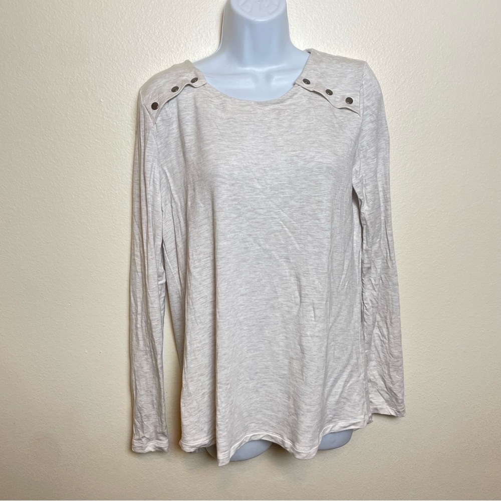 Cabi Snap Shoulder Sweatshirt #6119 Gray - Picture 3 of 5